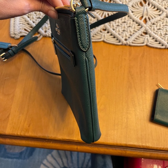 Coach Leather Green Crossbody with Wallet - Picture 7 of 10